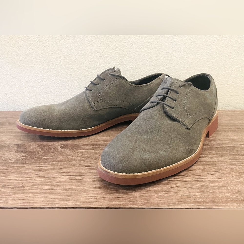 Kenneth Cole Unlisted grey suede shoe